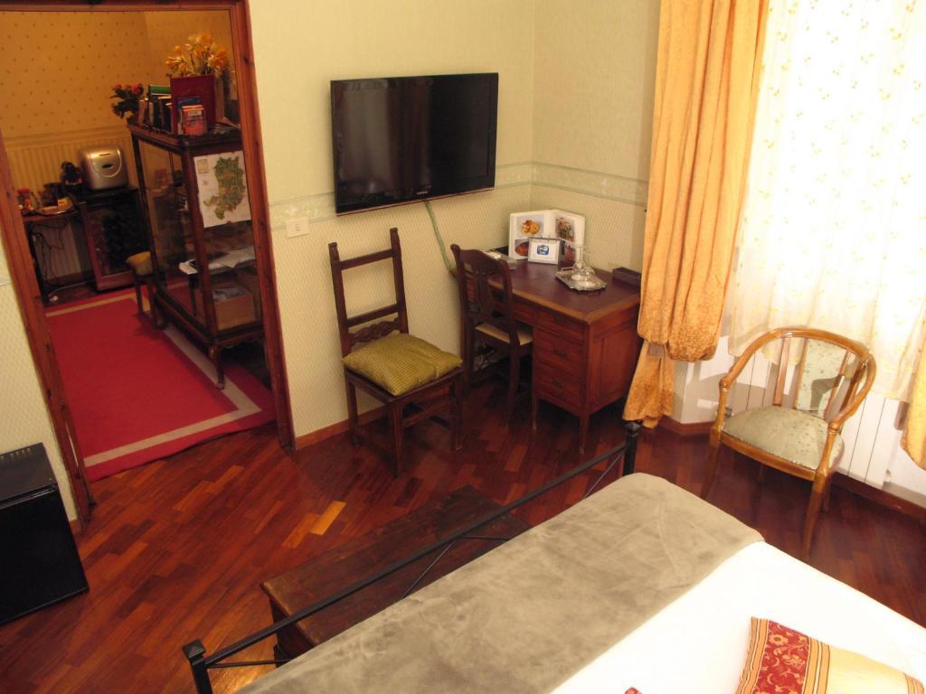 Gourmet B&B Giglio Bianco Florencia Exterior foto